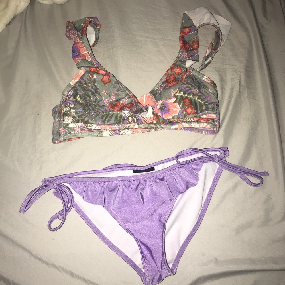 Bathing suit set
